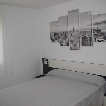 Villa Bungalow Zenia Boulevar à Villamartín Extérieur photo